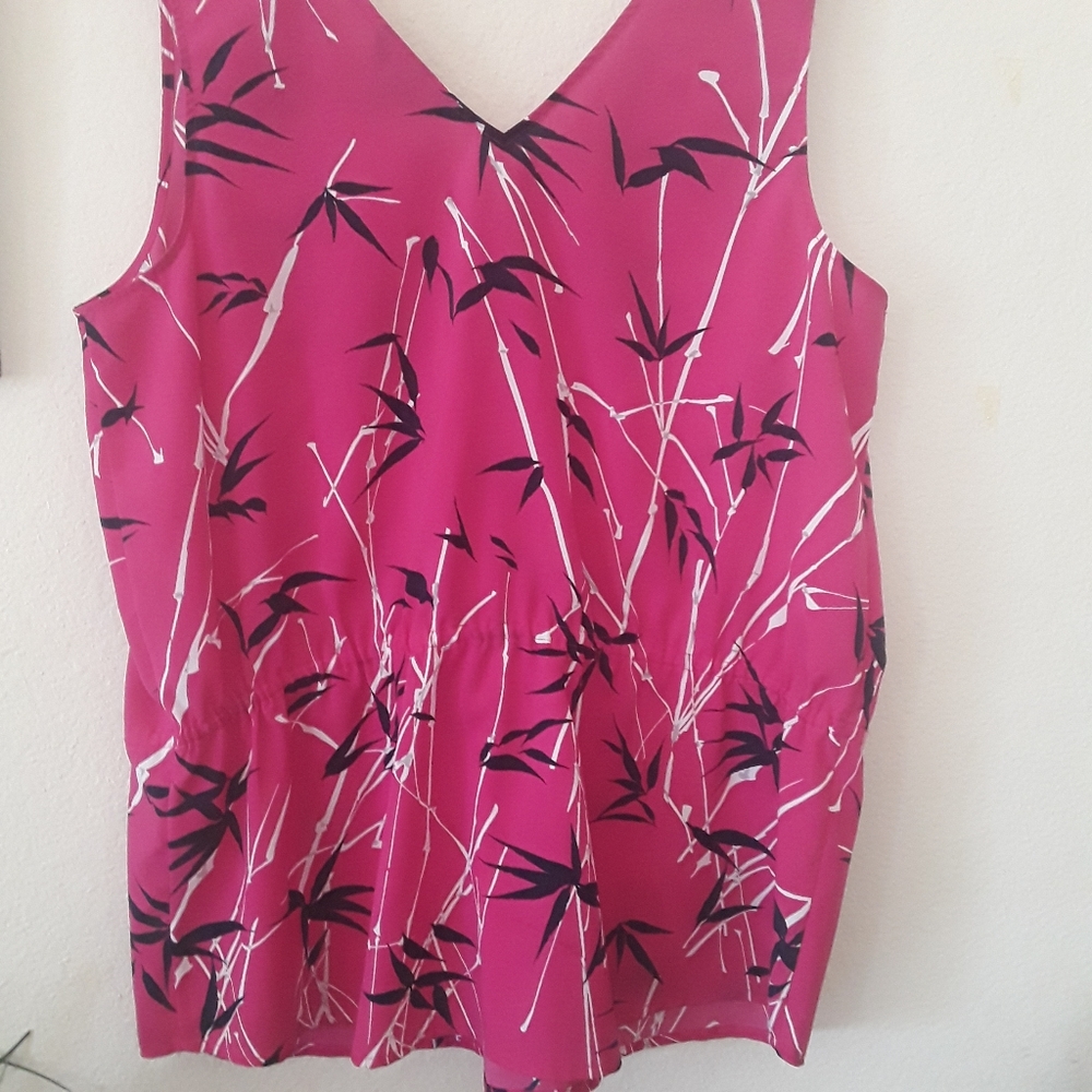BANANA REPUBLIC Pink Peplum Top Sz L